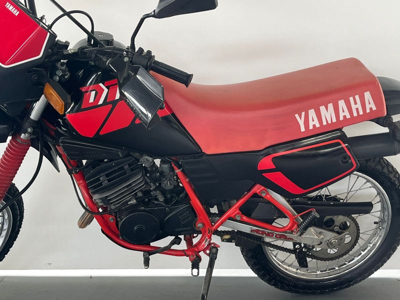 YAMAHA - DT 180 Z - 1988/1988 